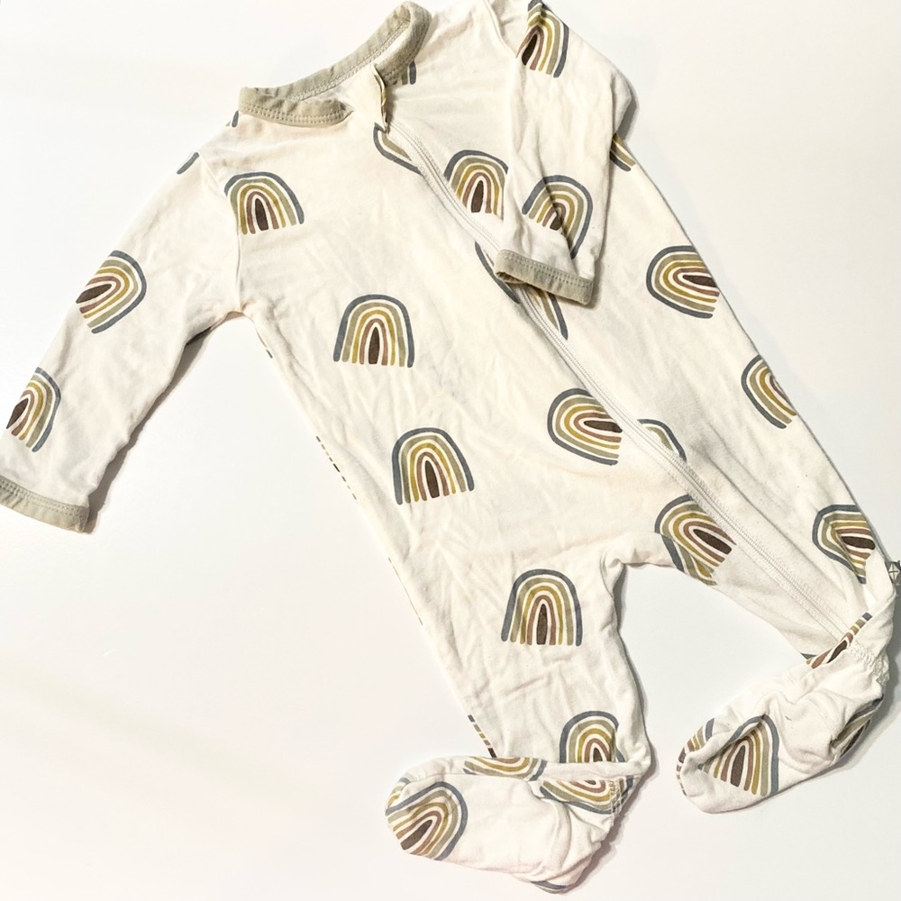 Kyte zippered Rainbow bamboo Pajamas 3-6 months